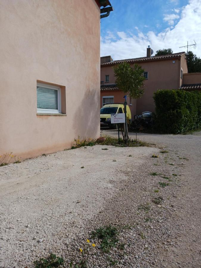 Bed and Breakfast Vents d'Anges Sainte-Cécile-les-Vignes Exterior foto